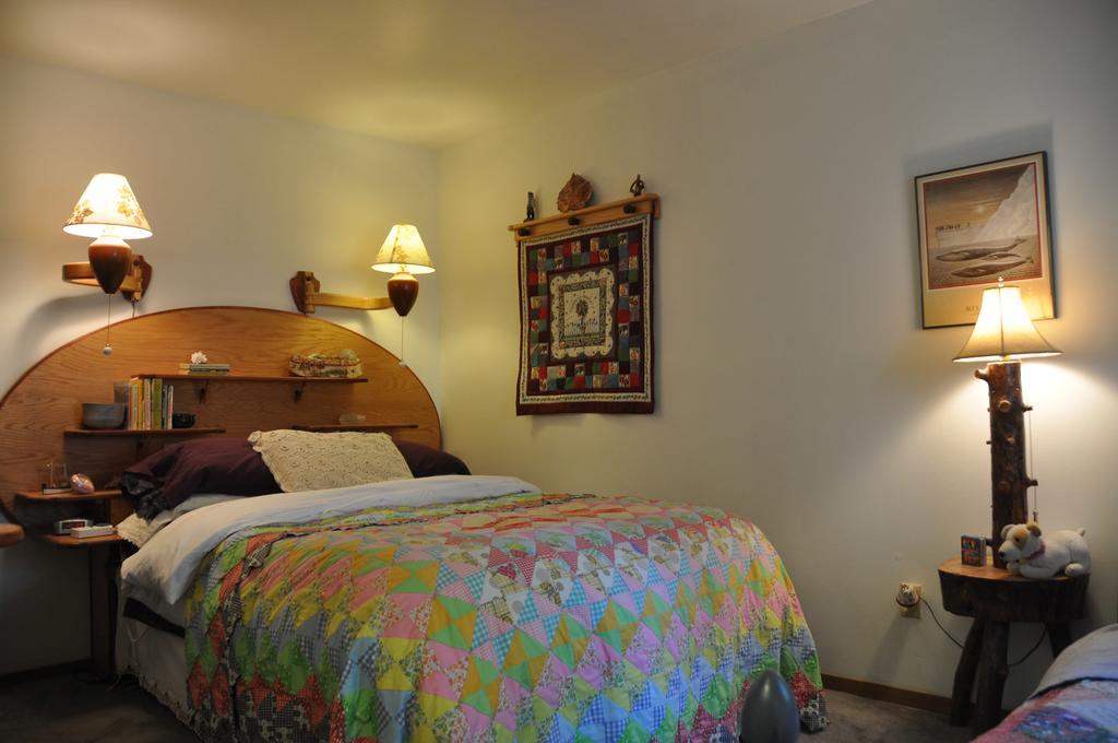 Whalesong Bed And Breakfast ホーマー 部屋 写真